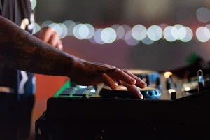 Arianna - Dj set e vocalist - 9