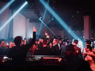 DJ Set per 18esimi, Lauree e Feste Private