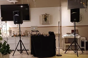 Claudio De Toni – Elegance Live: Voce e Atmosfera per Eventi - 4