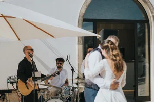 Gnu Band – Patchanka, Balkan & Cantautorato: L'energia che infiamma la piazza. - 8