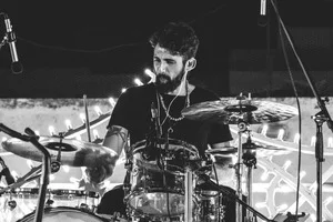 Gnu Band – Patchanka, Balkan & Cantautorato: L'energia che infiamma la piazza. - 7