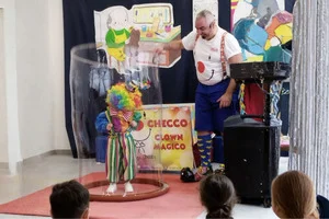 Mago Checco: Magia Comica, Giocoleria e Spettacoli per Bambini - 2