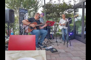 Napoli Blues – L'Anima di Pino: Viaggio Acustico tra Blues e Melodia - 5