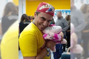 Festa Magica con Spazzolino: Truccabimbi, Trasformazioni e Show Interattivi