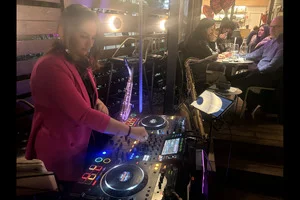 Roberta e il Giusti Roxy duo – DJ Set e Sax Live per Eventi