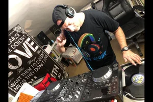 Nellojay - DJ & Party Specialist: Il Ritmo del Tuo Evento - 3