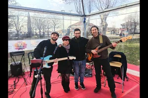 SOULFUL DRESS - Soul and blues live band - 10