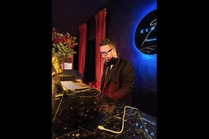 Disco Alfio DJ live show – L'Architetto delle Vibrazioni e del Ritmo - 5