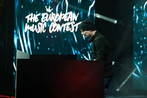 Dj Chris – DJ Set, Vocalist & Club Culture per Eventi - 3