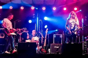 NEVERKOBAIN – Nirvana Tribute Band & Grunge History