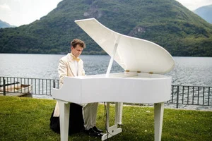 Paolo Drigo – Candlelight e White Piano, Eleganza e Incanto al Pianoforte - 6