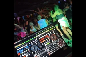 Jowolf DJ - Animazione e service audio e luci - 8