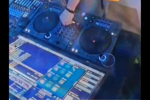 Jowolf DJ - Animazione e service audio e luci - 5