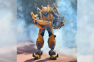Bumblebee Italia – Performance Spettacolari e Mascotte Ultra-Realistiche - 2